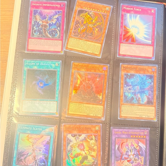 Trading Card Collection - Multicolor - Picture 5 of 6